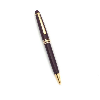 STYLO BILLE MONTBLANC Meisterstuck 164
Résine...