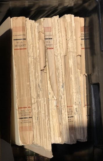 Lot of various works on the classics of French...