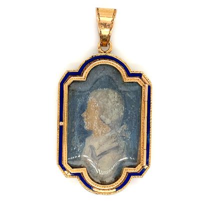 Important gold (750‰) and enamel 