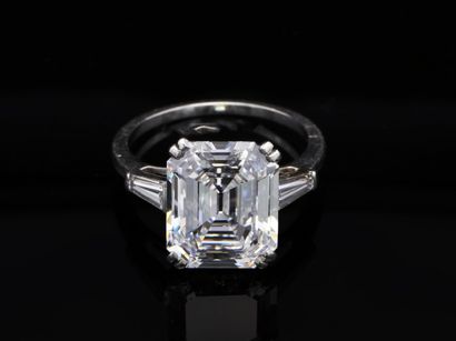 BOUCHERON, Bague en platine et diamants
BOUCHERON...