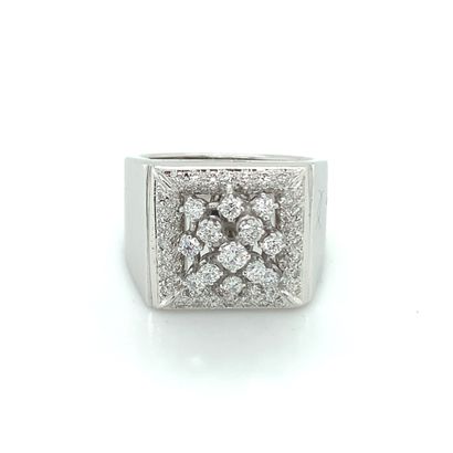 BAGUE chevalière en or gris et diamants
White...