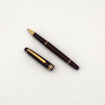 STYLO ROLLER BILLE MONTBLANC Meisterstuck...