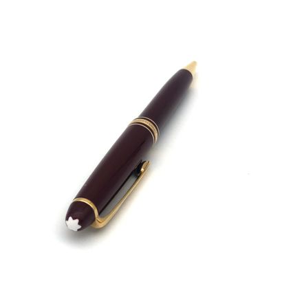STYLO BILLE MONTBLANC Meisterstuck 164
Résine...