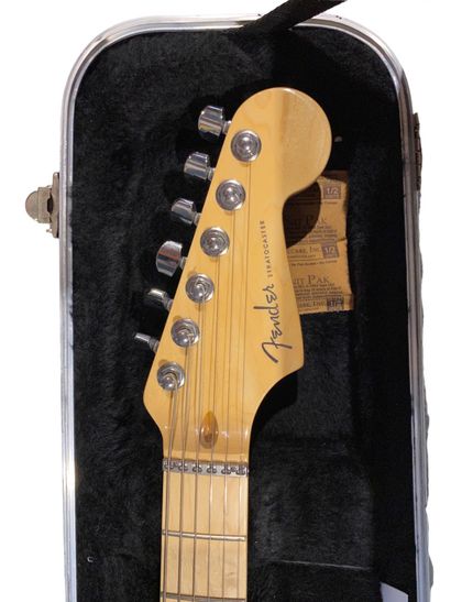 Guitare électrique Solidbody FENDER, modèle...