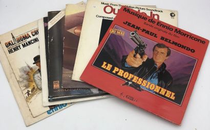 Lot de 30 disques de musiques de films et...