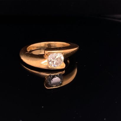BAGUE solitaire en or et diamant
Gold (750‰)...