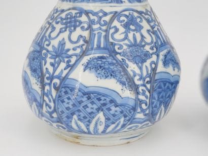 CHINA, Kraak - WANLI period (1572 - 1620)
Pair...