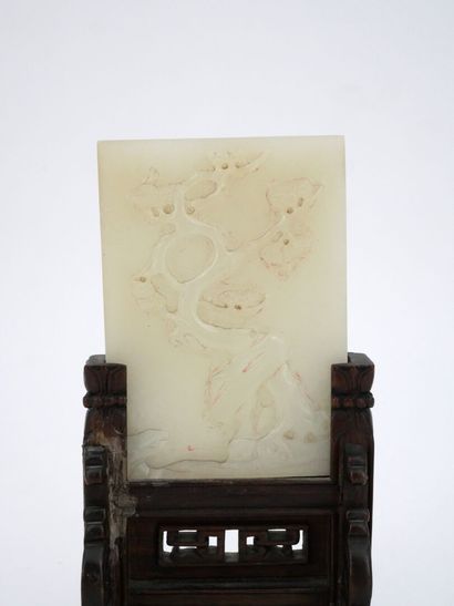 CHINA - Early 20th century
Small jade (nephrite)...