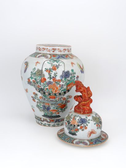 SAMSON - Early 20th century
Covered porcelain...