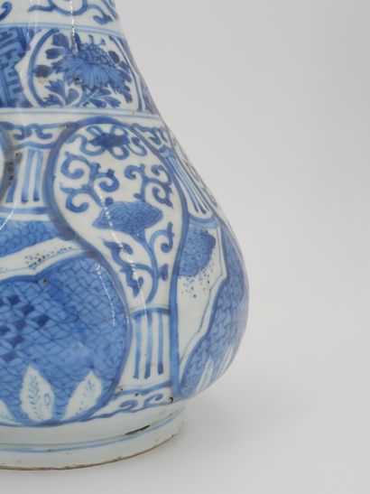CHINA, Kraak - WANLI period (1572 - 1620)
Pair...