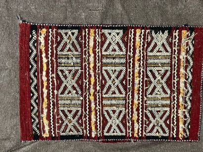 Lot de 5 Kilims. 
Lot de 5 kilims comprenant...