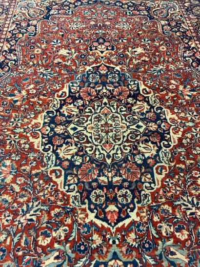 Fin et ancien Kachan Dabir, Iran.
Vers 1930.
Atelier...