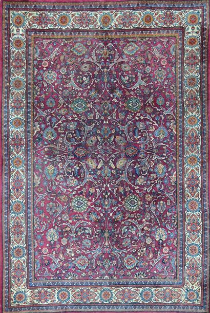 Grand tapis Meched, Iran
Grand tapis Meched...