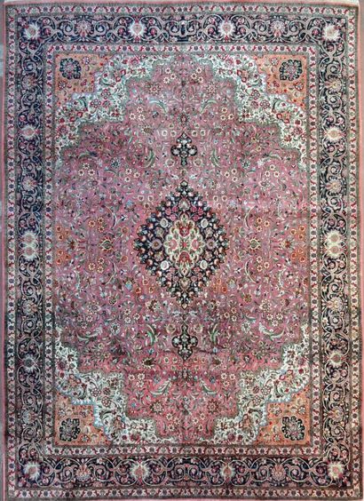 Exceptionnel, fin et très important tapis...