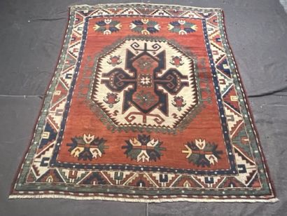 Rare et exceptionnel Kazak Lori Pambak, Caucase.
Vers...