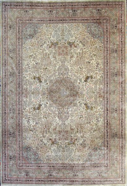 Grand, fin et original tapis Sinohereke en...