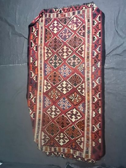 Lot de 5 Kilims. 
Lot de 5 kilims comprenant...