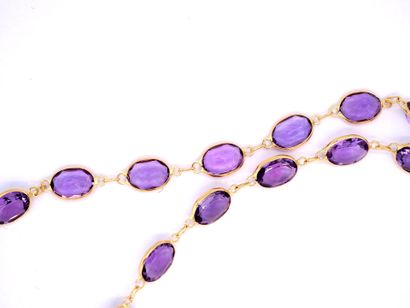 COLLIER en or et améthystes.
COLLAR in gold...