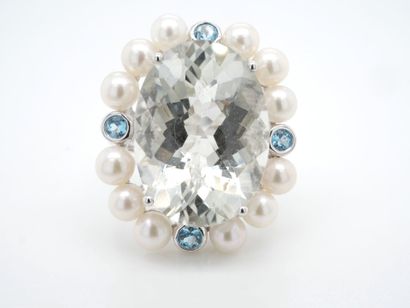 BAGUE en or, prasiolite, perles de culture
GOLD...