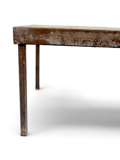 Roger CAPRON, table basse, vers 1970
Roger...