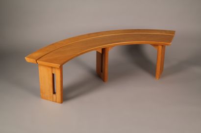 SELTZ éditeur, BANC demi-cercle en orme massif
SELTZ...
