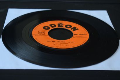 Lot de 3 vinyles
The Beatles
Odeon EMI 7...