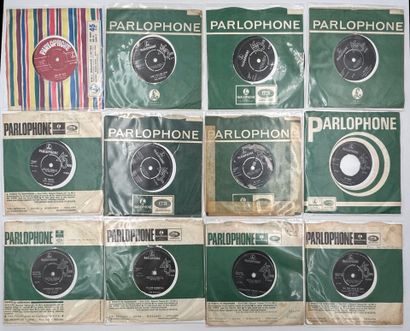 24 vinyl records
Lot of 24 x 7