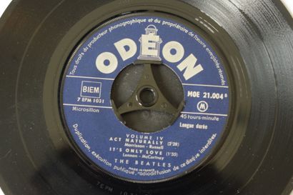 Lot de 2 vinyles
The Beatles
Odeon EMI MOE...