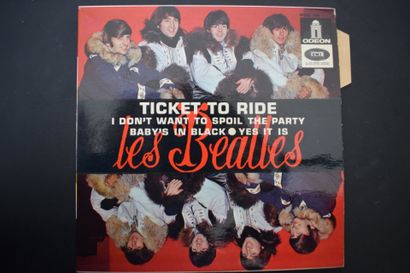 Lot de 2 vinyles
The Beatles
Odeon EMI MEO...