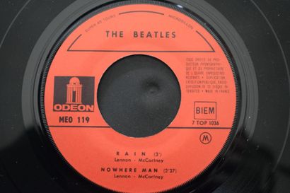 Lot de 3 vinyles
The Beatles
Odeon EMI MEO...