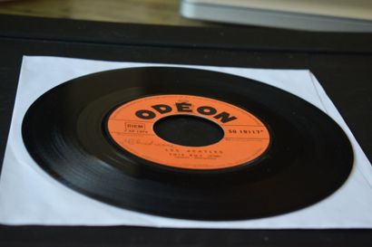 Lot de 2 vinyles
The Beatles
Odeon SO 10112...