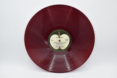 Set of 2 vinyl records
The Beatles Japan
Apple...