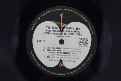 Set of 3 vinyl records
The Beatles Japan
Apple...