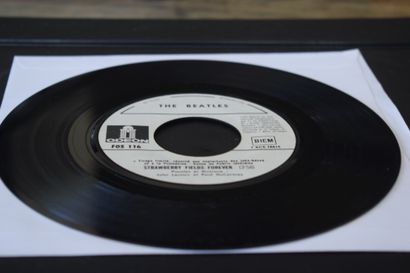 Lot de 6 vinyles
The Beatles
ODEON-EMI FOS...