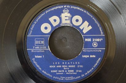 Lot de 2 vinyles
The Beatles
Odeon EMI MOE...