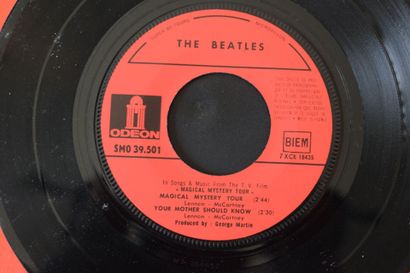 Lot de 2 vinyles
The Beatles
Odeon EMI SMO...