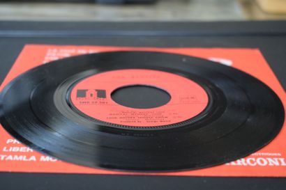 Lot de 2 vinyles
The Beatles
Odeon EMI SMO...