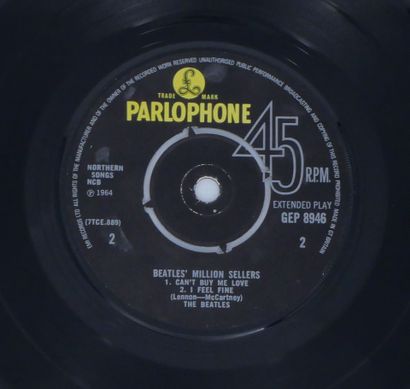 Set of 3 vinyl records
Lot of 3 x 7