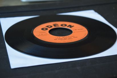 Lot de 3 vinyles
The Beatles
Odeon 7 SO 10104...