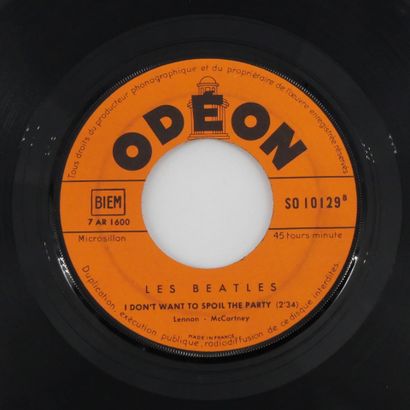 Lot de 2 vinyles
The Beatles
Odeon SO 10128...