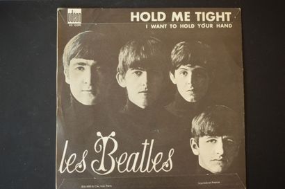 Lot de 2 vinyles
The Beatles
Odeon 7 SO 10099...