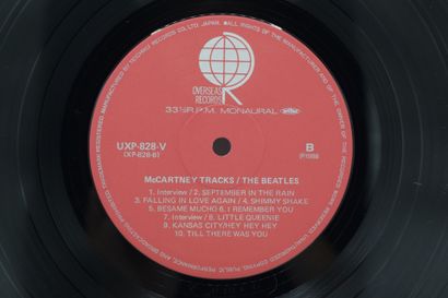 Set of 3 vinyl records
The Beatles Japan
Overseas...