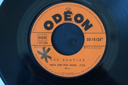 Lot de 2 vinyles
The Beatles
Odeon SO 10128...