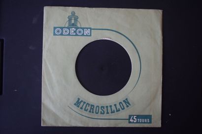 Lot de 2 vinyles
The Beatles
Odeon EMI MO...