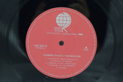 Set of 3 vinyl records
The Beatles Japan
Overseas...