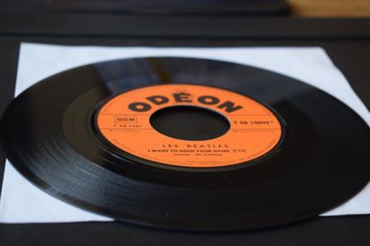 Lot de 2 vinyles
The Beatles
Odeon 7 SO 10099...