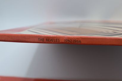 Set of 3 vinyl records
The Beatles Belgium
Apple...