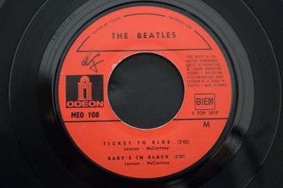Lot de 2 vinyles
The Beatles
Odeon EMI MEO...