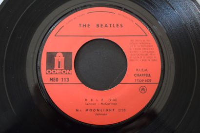 Lot de 2 vinyles
The Beatles
Odeon EMI MEO...