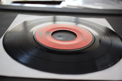 Lot de 2 vinyles
The Beatles
Odeon EMI MEO...